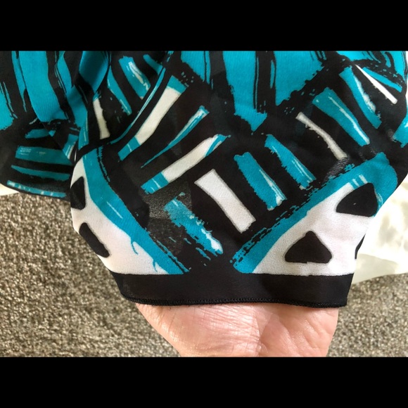 New York & Company Geometric Dress  Size S Bell Sleeves Colorful Summer - Picture 8 of 11